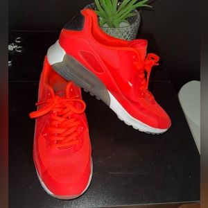 NEW super rare red/orange Nike Air Max